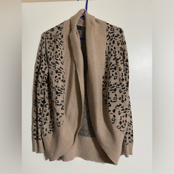 Leopard Cardigan - Picture 2 of 3